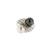 anello contrarié diamanti e perle