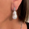 Orecchini con diamanti e perle barocche australiane 