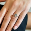 Anello con diamanti e acquamarina 