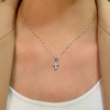 Collana con croce di diamanti 