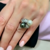 Anello contrariè con diamanti e perle bianca e grigia 