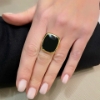 Anello in oro ed onice