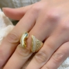 Anello in argento dorato e zirconi 