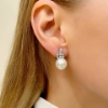 Orecchini con diamanti e perle