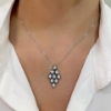 Collana con pendente in diamanti bianchi e neri 