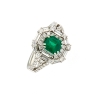 Anello con smeraldo e diamanti