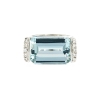 Anello con acquamarina e diamanti