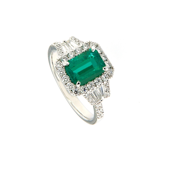 Anello con smeraldo e diamanti