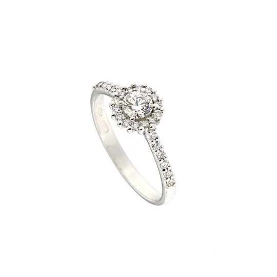 Anello con diamante 