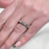 Anello a riviera con diamanti	