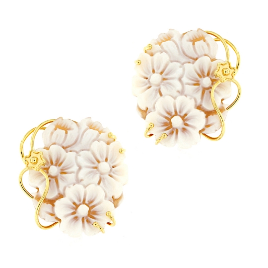 Orecchini in argento e cammeo