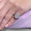 Anello da mignolo ovale con diamanti