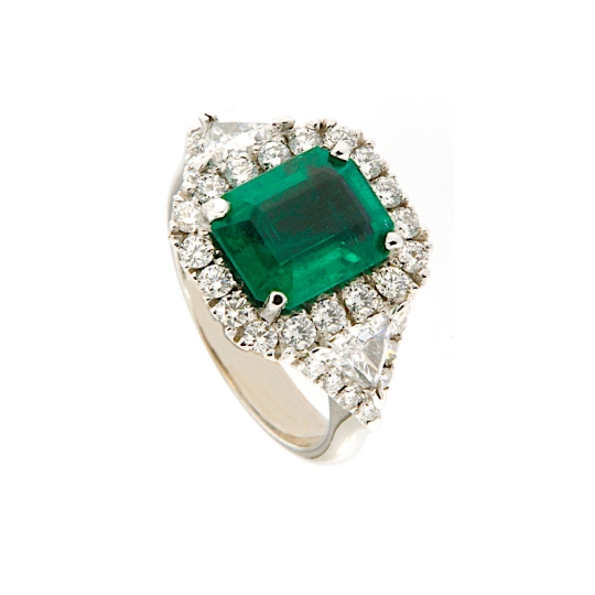 Anello con smeraldo e diamanti 