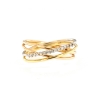 Anello a fili in oro lucidi e diamanti