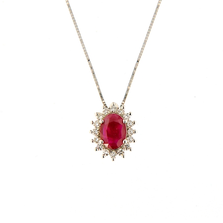 Collana con rubino e diamanti