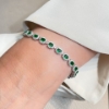 Bracciale tennis in argento con zirconi ovali verdi		