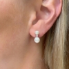 Orecchini con doppia perla e diamante