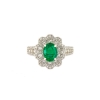 Anello con smeraldo e diamanti