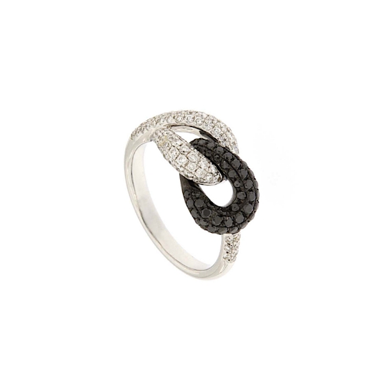 Anello con diamanti bianchi e neri
