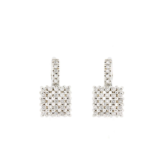 Orecchini con pavè di diamanti quadrati