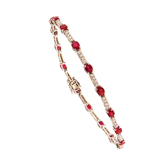 Bracciale con rubini e diamanti