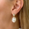 Orecchini pendenti in argento con perle coltivate barocche