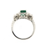 Anello con smeraldo e diamanti taglio smeraldo