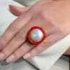 Anello in argento con perla e corallo