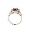Anello con rubino e diamanti a giro