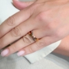 Anello nei tre colori dell'oro ad intreccio