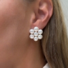 Orecchini in argento con perle a fiore