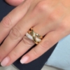 Anello in argento a fasce e pavè di zirconi